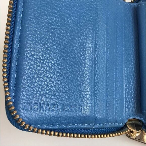 Michael Kors Blue Pebble Leather Zip Around Wallet - Picture 7 of 12